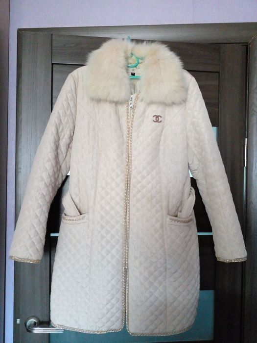 Демисезонное пальто ,,Chanel,,