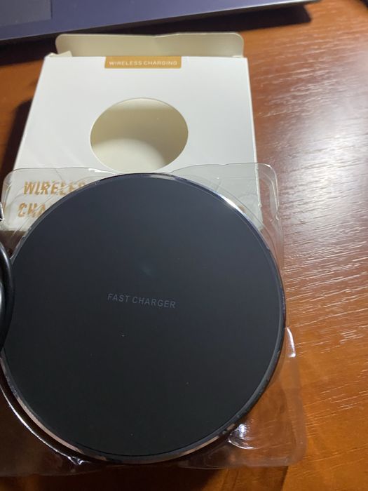 Бездротовий зарядний пристрій Fast Wireless