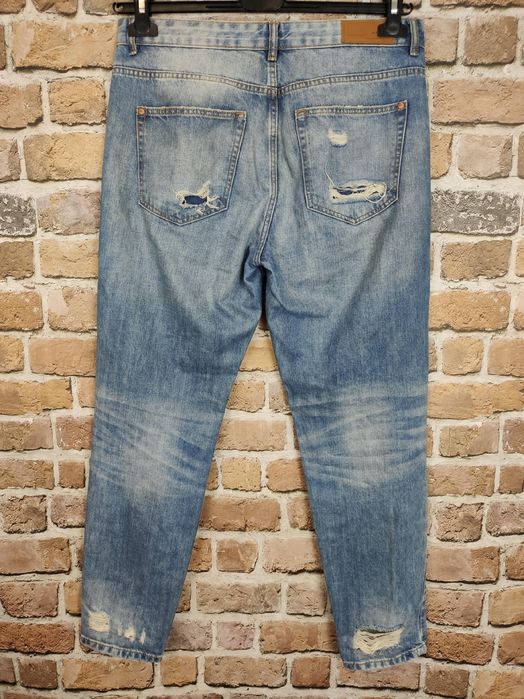 Amisu jeansowe spodnie boyfriend z dziurami r. 27