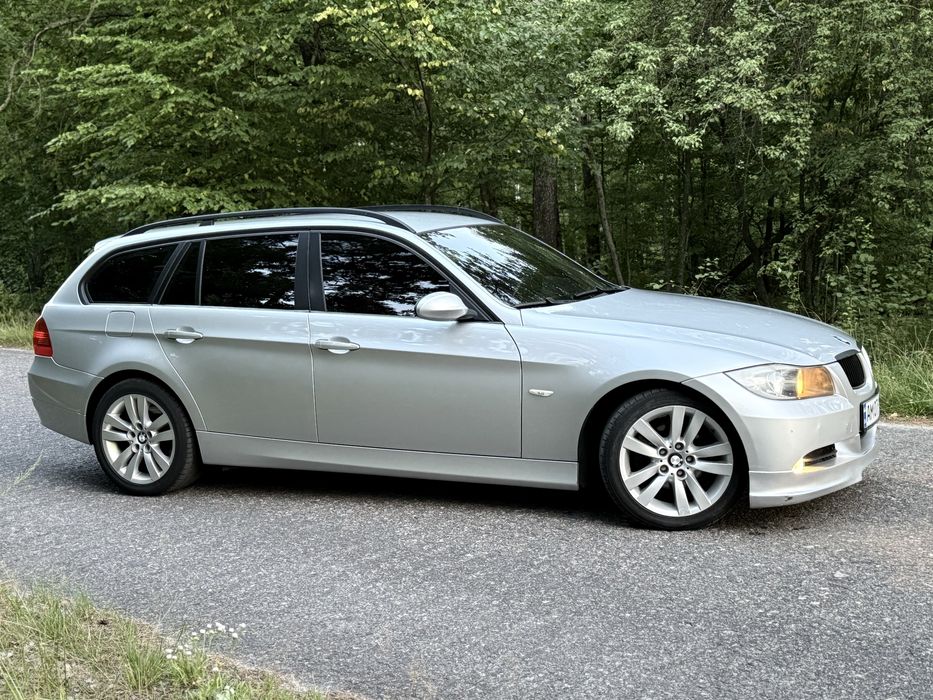 BMW Е91 2007 2.0d