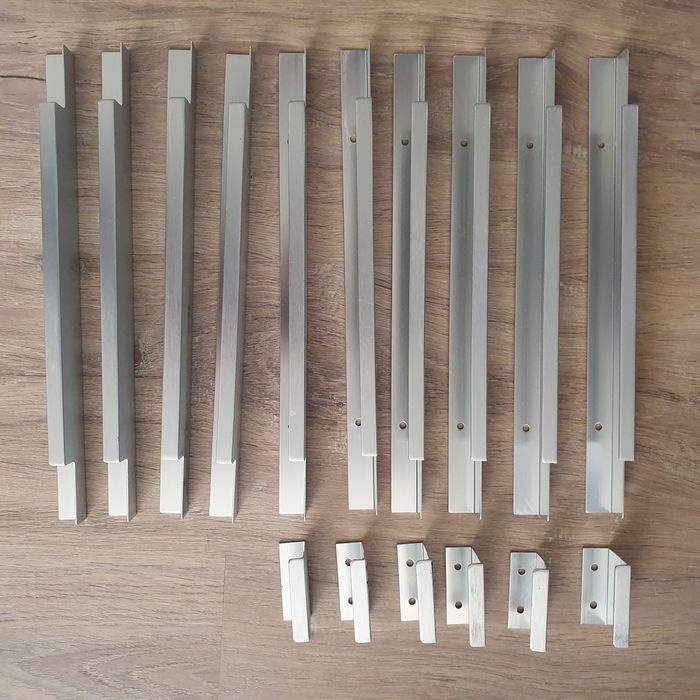 Puxadores inox efeito escovado