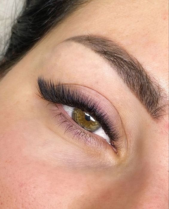 Нарощування вій Ужгород