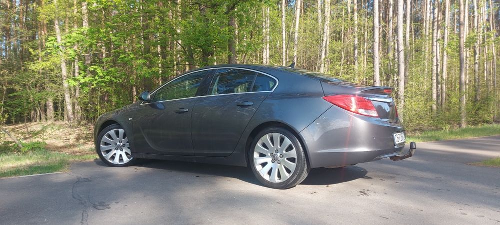 Opel  Insignia 2010