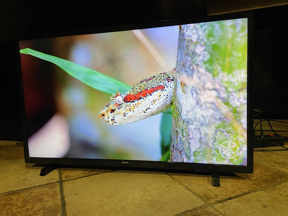 Телевізор philips 32 android smart TV