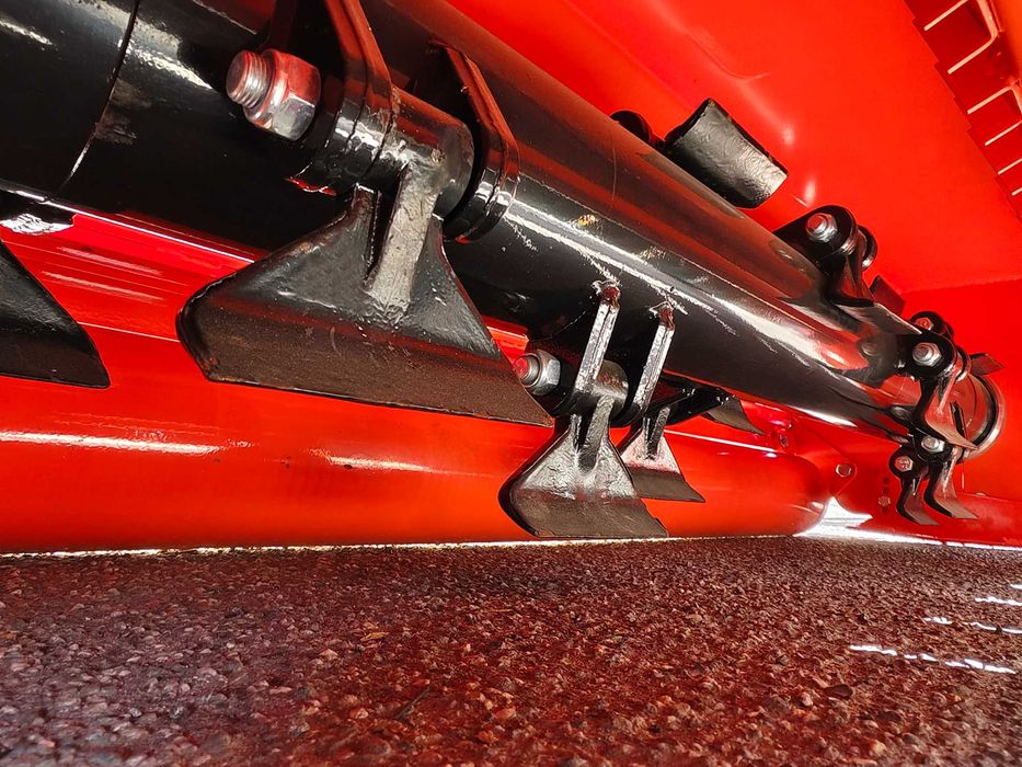 Triturador Pesado Hidr. 1.8m CERVO-180 -p/trator 60-100cv NOVO c/CARDÃ