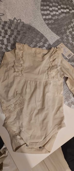 Nowe body z koronką 86/92