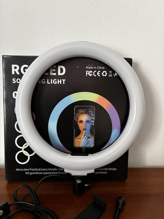 Ring Light RGB 26cm NOVA (Comando e Suporte para Telemovel Incluidos)