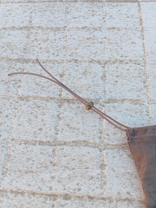 Botas altas castanhas com elástico