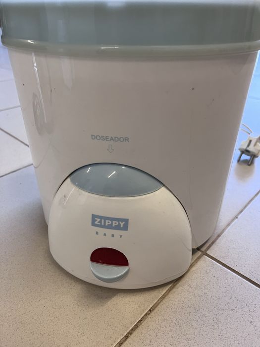 Esterilizador marca Zippy