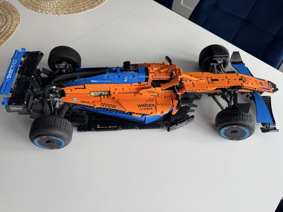 Lego Technic - F1 McLaren 421141