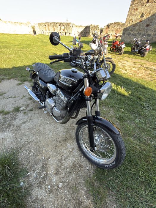 Triumph thunderbird 900