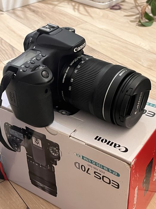 Фотоапарат Canon EOS 70D, (ef-s 18-135 is stm) Kit