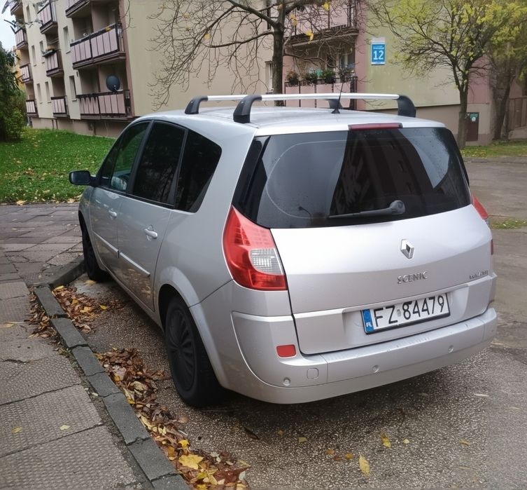 Renault Grand Scenic 1.9 dCi 131KM - bogata wersja