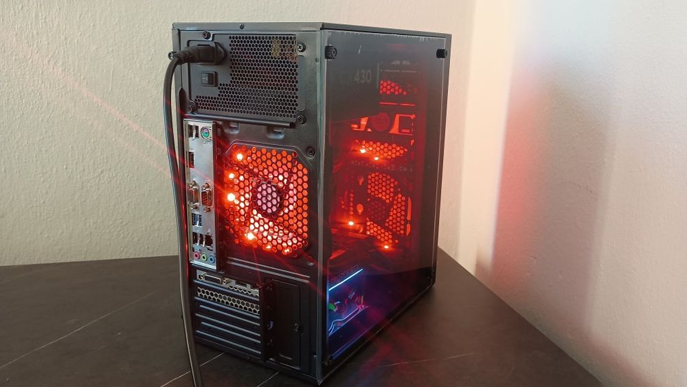 Komputer Gamingowy i5 10 gen/ 16 GB RAM/ RTX 2060/ SSD/ WIN 11