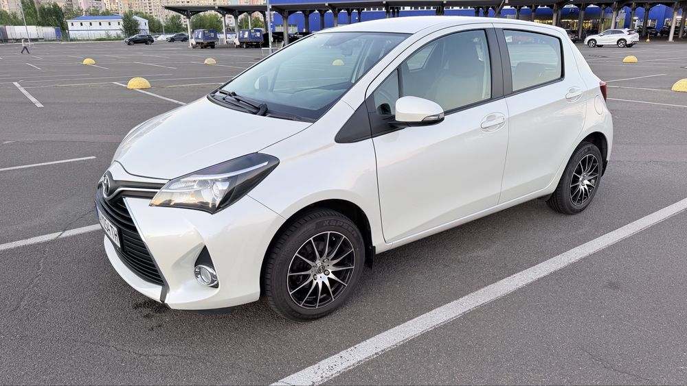 Продам Toyota Yaris