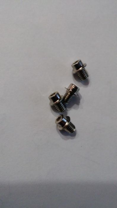 Болтики (винты) Apple MacBook Pro (Retina) на заднюю крышку и HDD