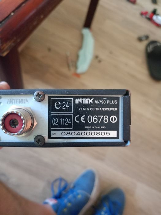 CB radio INTEK. .