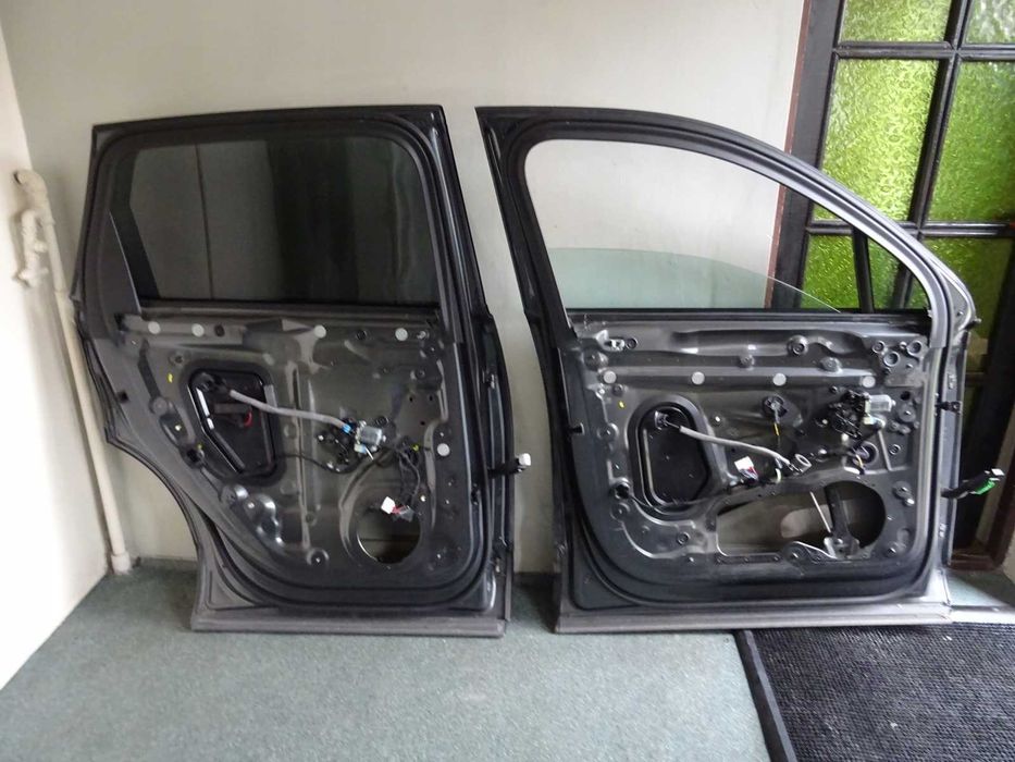 Двері до Audi Q7