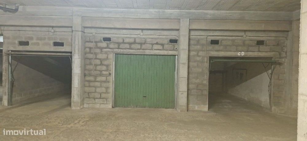Garagem - Ferreiros