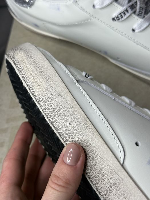 Кеди голден гуз golden goose жіночі кросівки кеди білі срібні