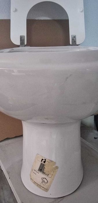VENDE Bidé Sanindusa com tampa