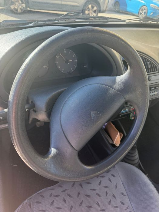 Vendo Saxo 1998 gasolina / 3 portas