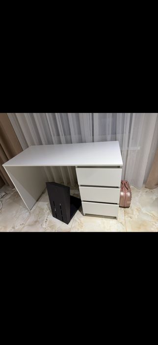 Продам стіл письмовий