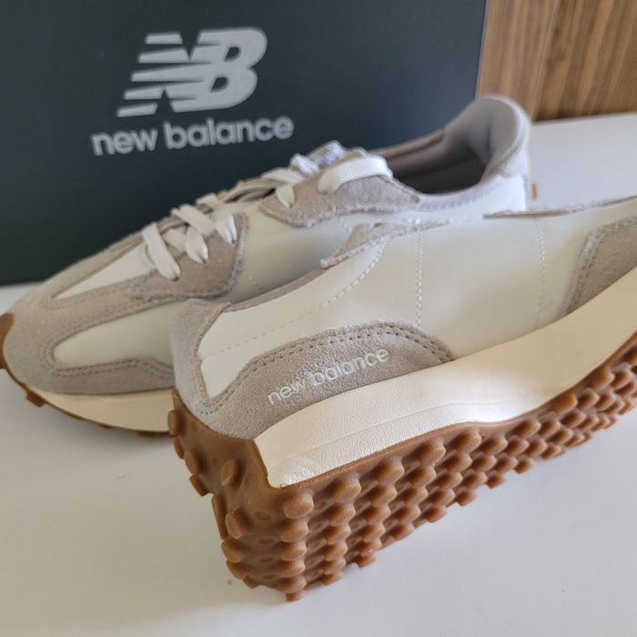 Damskie sneackersy New Balance model 327 rozmiar. 40
