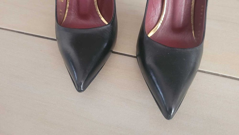 Czarne, eleganckie szpilki , czółenka Gino Rossi, skóra, jak nowe- rozm. 37
