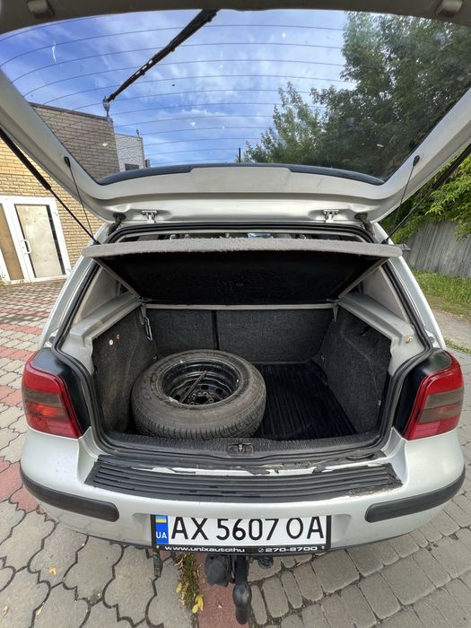 Volkswagen Golf 4 гбо