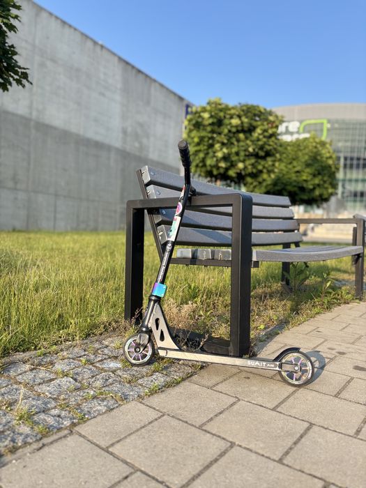 Hulajnoga wyczynowa Longway Summit Trick Scooter (Black/Neochrome)