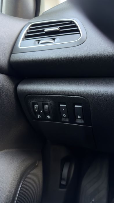 Mercedes-Benz GLB 200 — fotografia 12