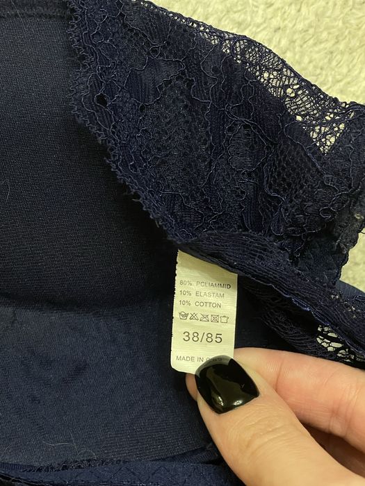 Бюстгалтери жіночі