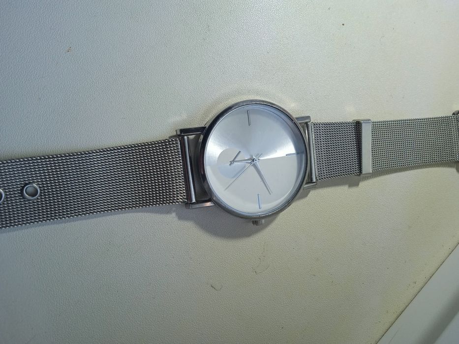 Часы наручныеCalvin Klein  женские