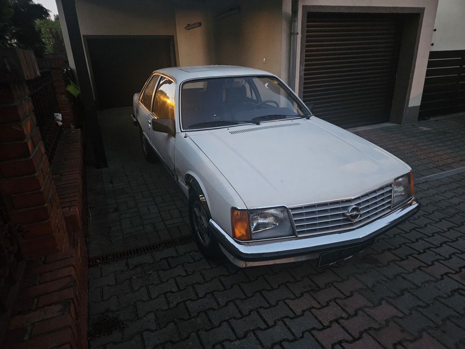 Opel Commodore 2.5 Berlina