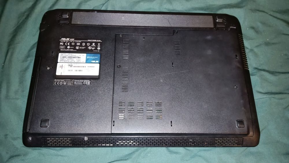 Laptop Asus A52 i3/4GB/250GB