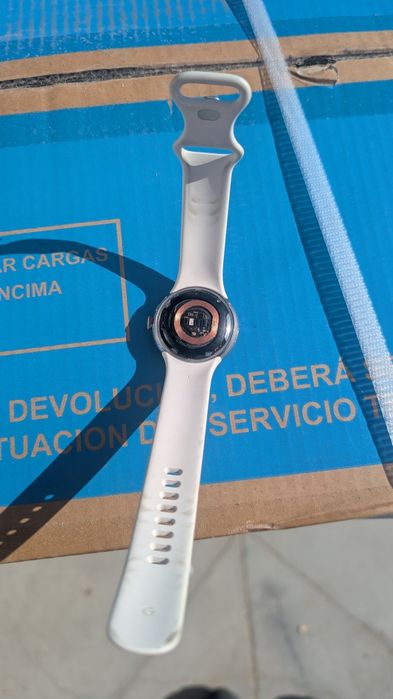 Galaxy Watch + Pixel Watch (para peças/reparação)