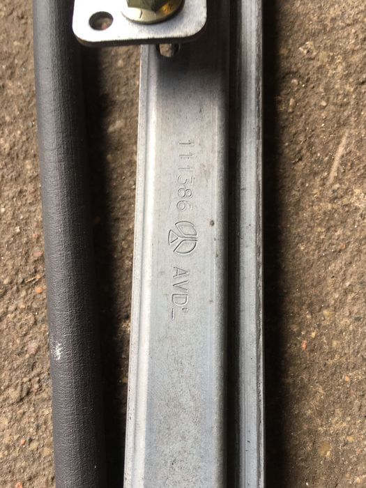 Peugeot 806 - mechanizm podnoszenia szyby przód prawy
