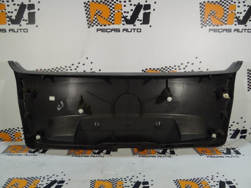 Forra da porta da mala BMW 1 (E87)