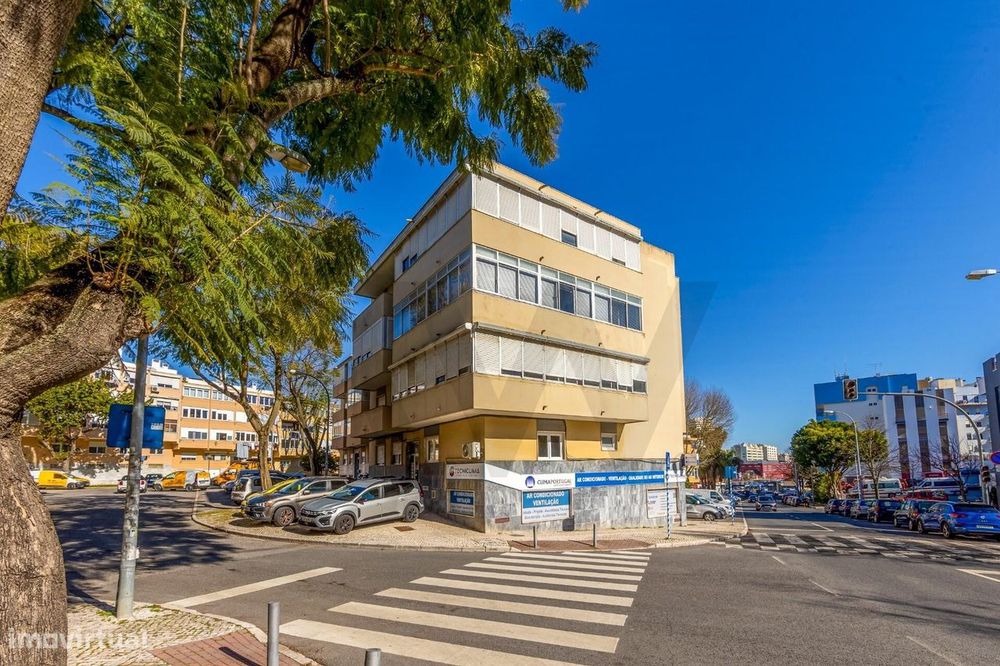 T2 totalmente renovado e mobilado
