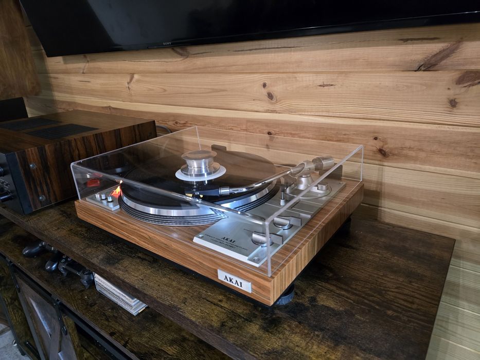 Gramofon Akai ap 206 Direct drive