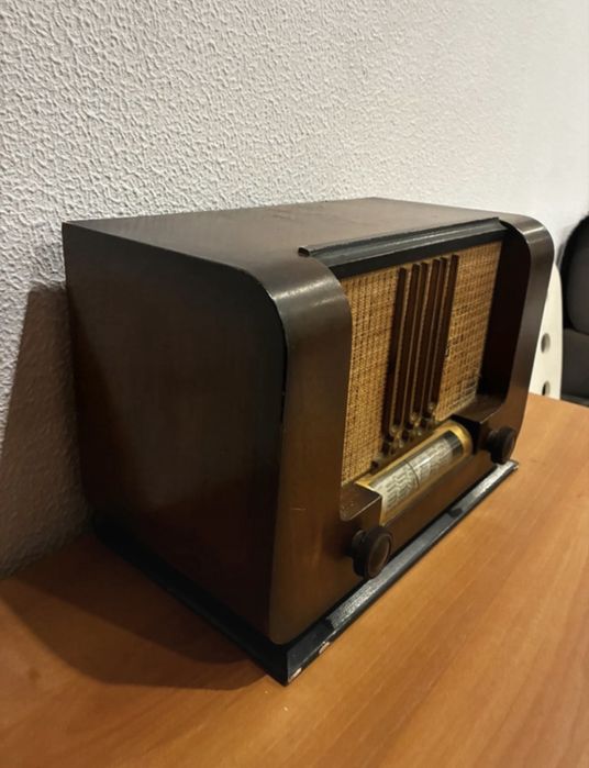 Radio vintage anos 40