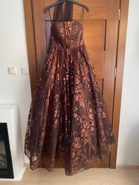 Sprzedam elegancką suknię wieczorową / studniówkową – jak nowa!