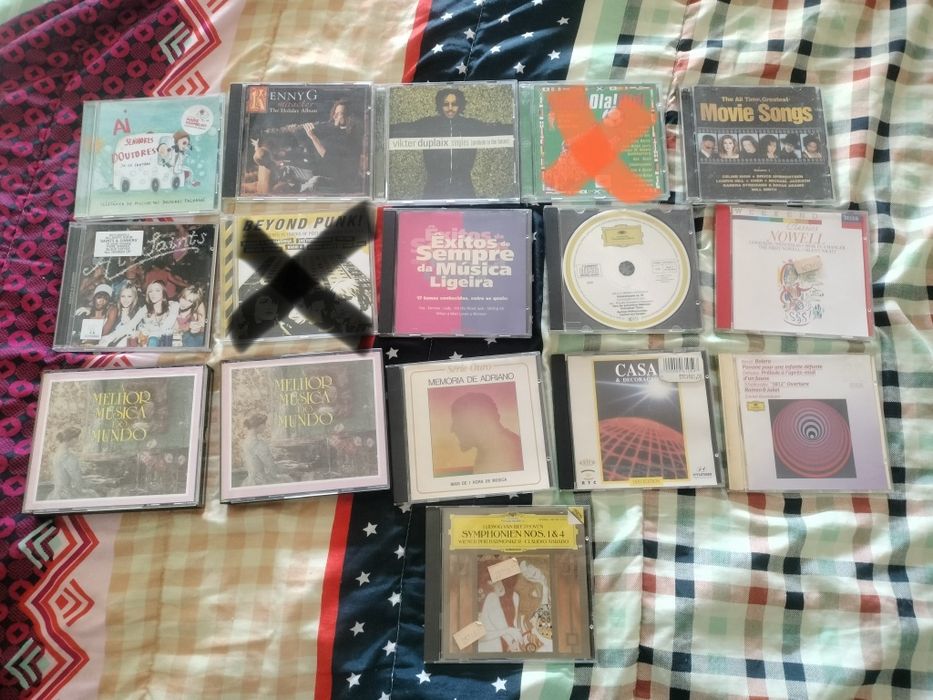 Vários cd's de Música
