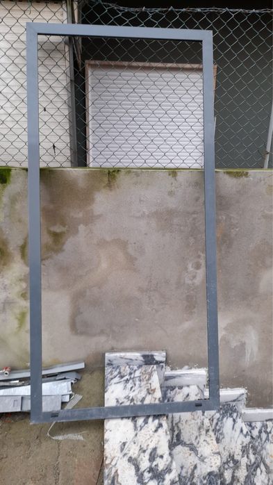 Portas, janelas, aros em Alumínio