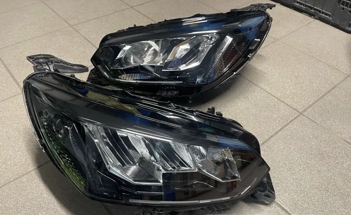 Opticas Full Led Peugeot 208 /2008 N/modelo