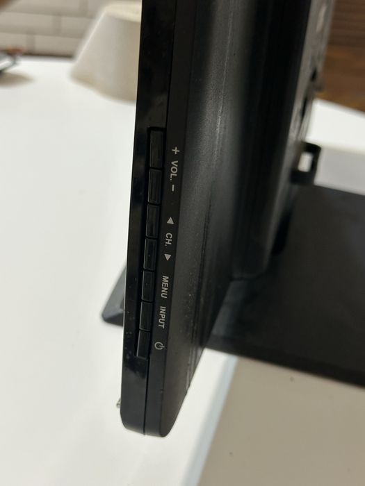 Продам Монітор Prosonic LED22400