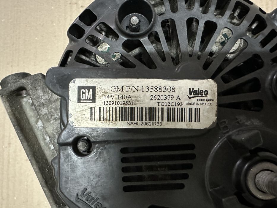 Alternador para Opel Astra J e Corsa D com motor 1.3 CDTI