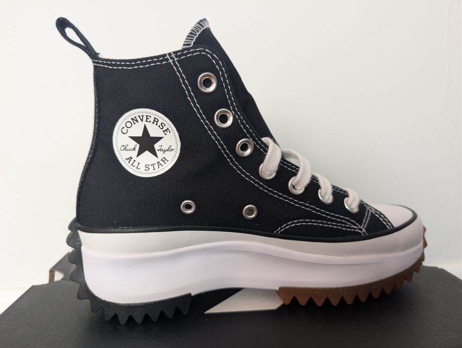 Converse Run Star Hike