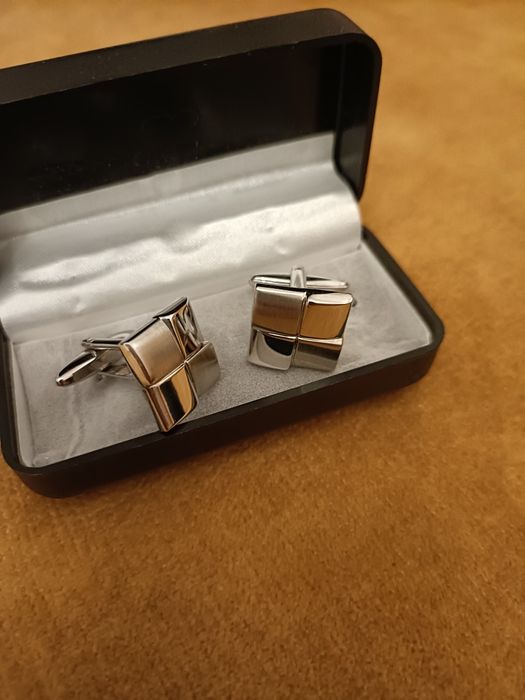 Spinki do mankietów